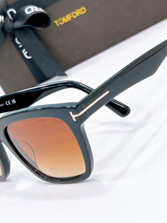 Picture of Tom Ford Sunglasses _SKUfw79566631fw